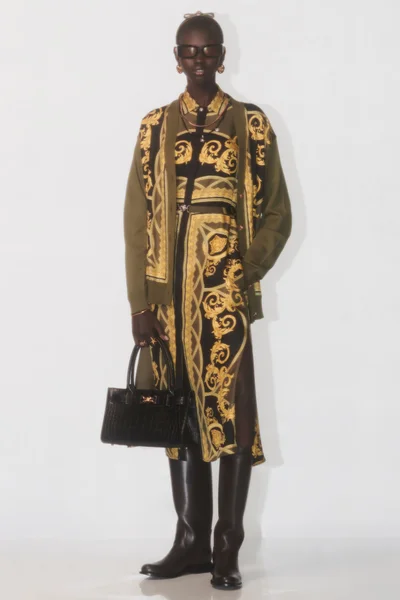 Look 23